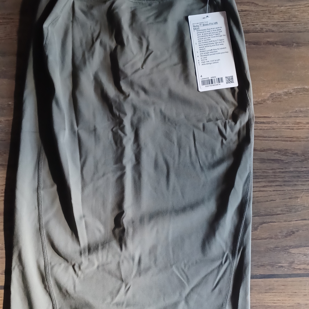 lululemon athletica Khaki Midi Skirt